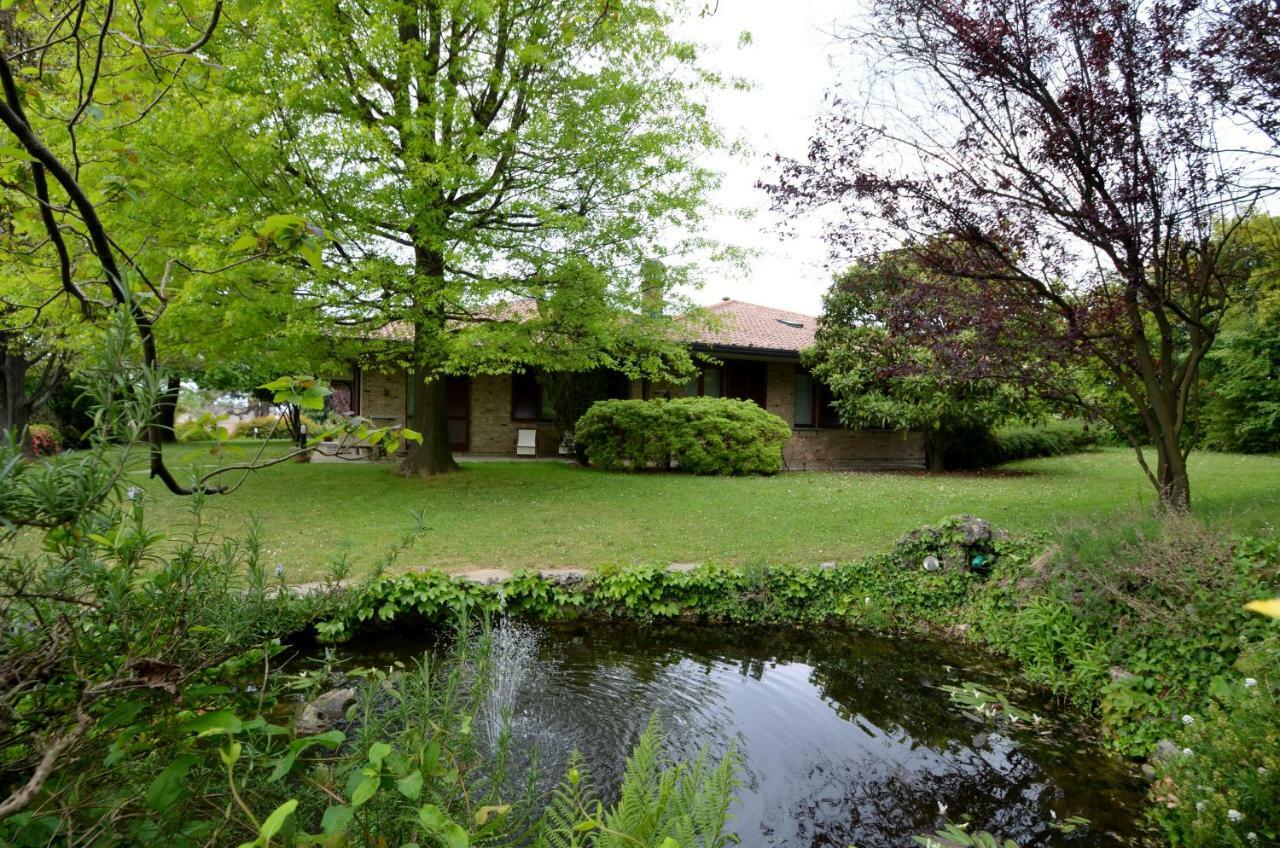 Villa Onorina Carimate Exterior photo